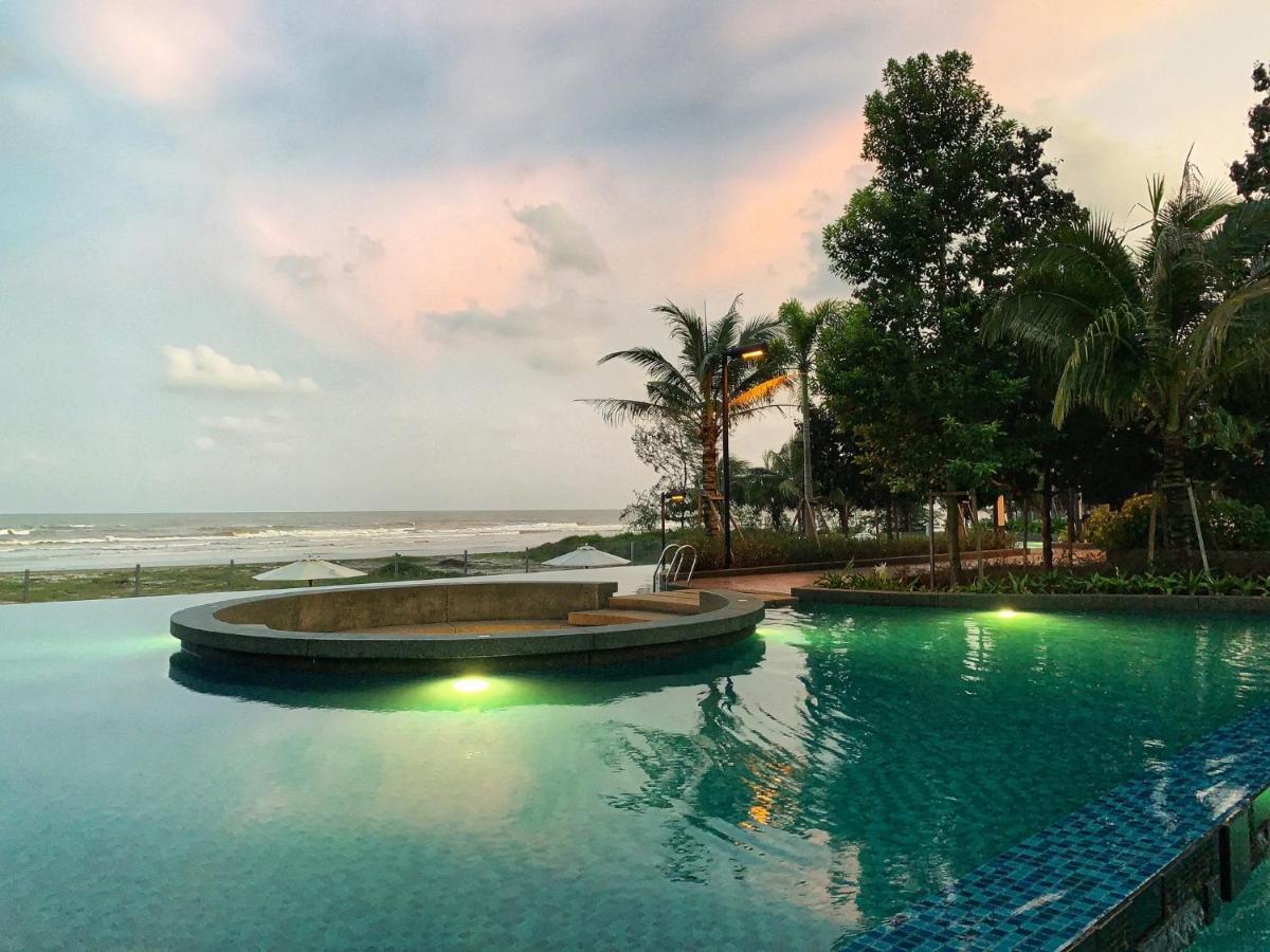 Timur Bay Groundfloor Pool & Seaview Kuantan Ngoại thất bức ảnh