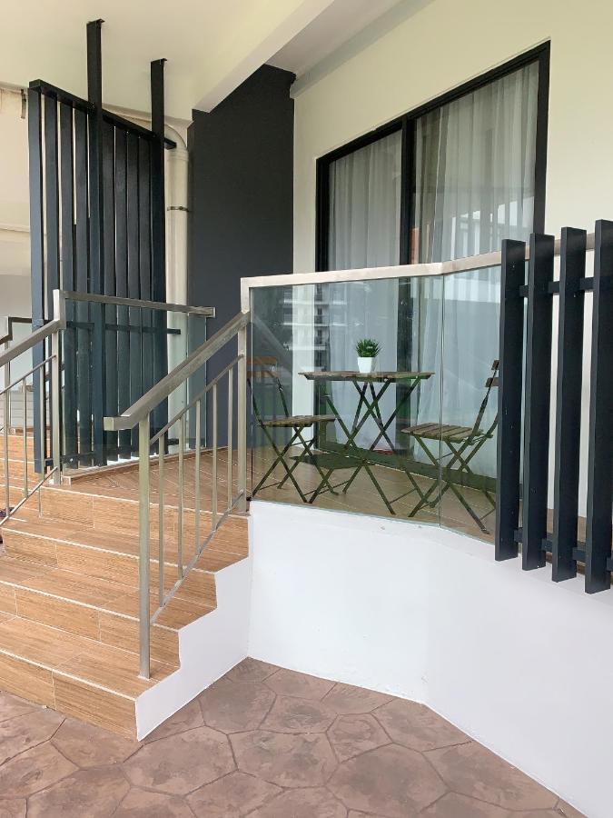 Timur Bay Groundfloor Pool & Seaview Kuantan Ngoại thất bức ảnh