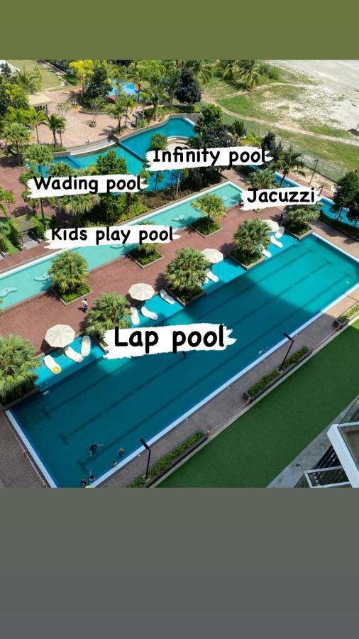 Timur Bay Groundfloor Pool & Seaview Kuantan Ngoại thất bức ảnh